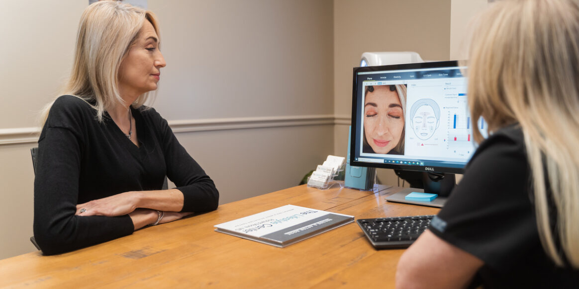 docter talking with patient