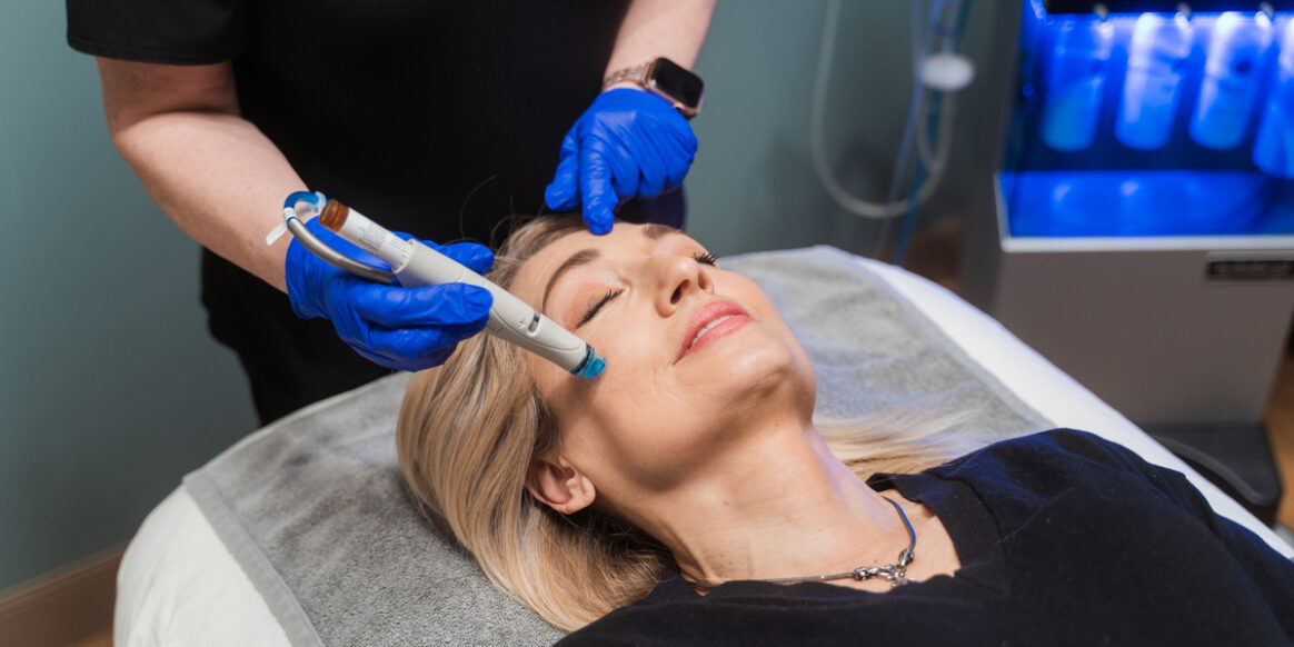 woman getting a hydrafacial